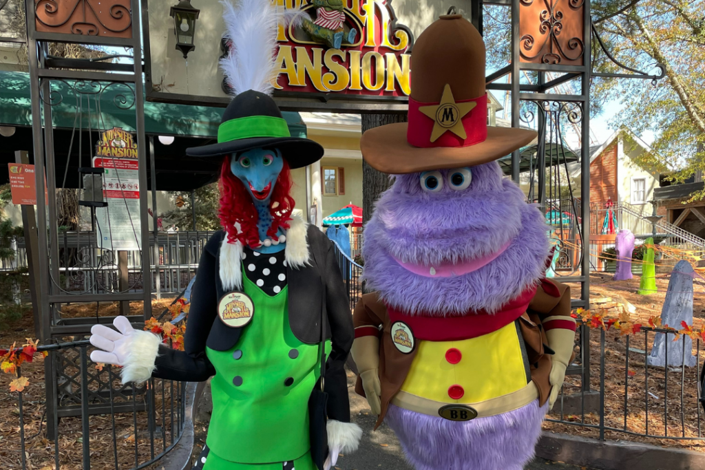 Monster Mansion Meet & Greet Six Flags Over