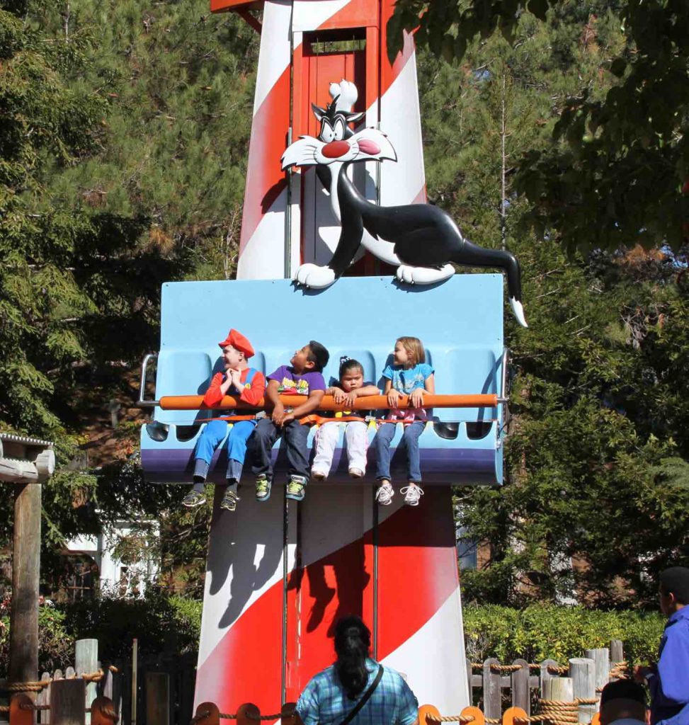 Sylvester's Pounce & Bounce Six Flags Discovery Kingdom
