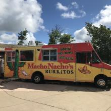 Macho_nacho_truck_0