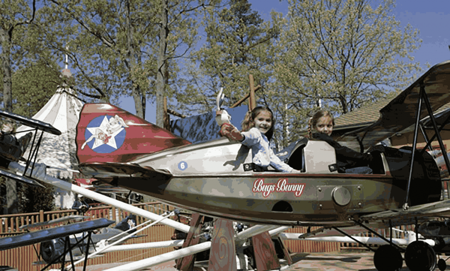 Bugs Bunny Ranger Pilots Six - Bugs Bunny Ranger Pilots 2 Girls 11zon 1536x924 