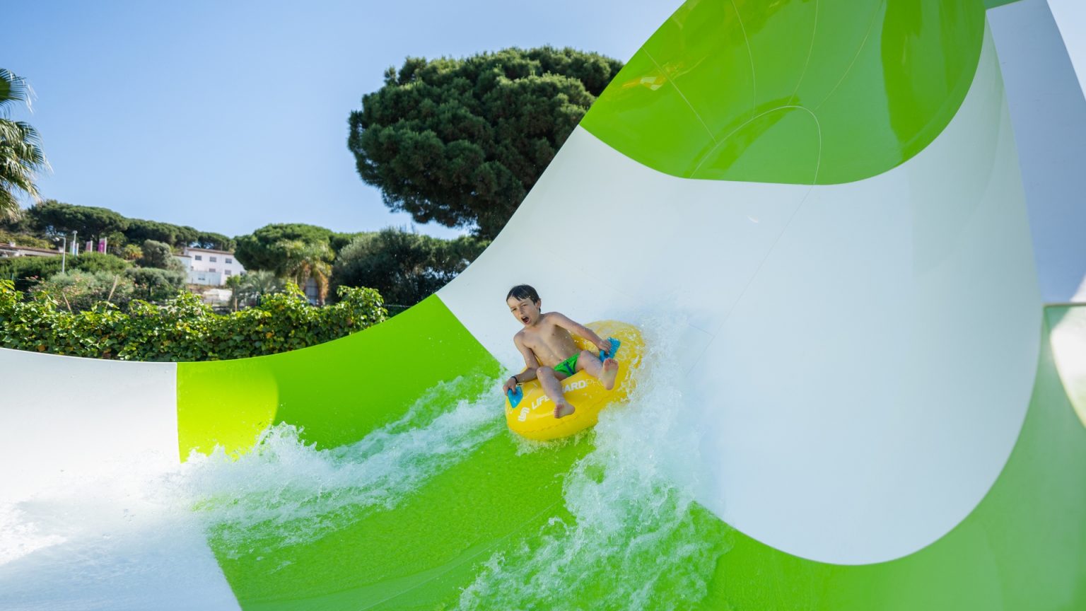 Stingray Six Flags Fiesta Texas - HHSA SFFT Stingray New App Horizontal 1920 X 1080px 1536x864 