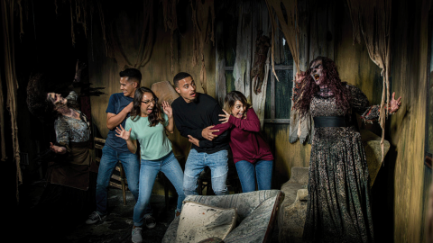 SFMM_FrightFest_CondemnedMaze-resize