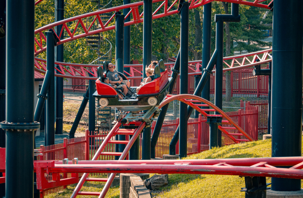 Pandemonium Six Flags St Louis - Untitled Design 35 1 1024x670 