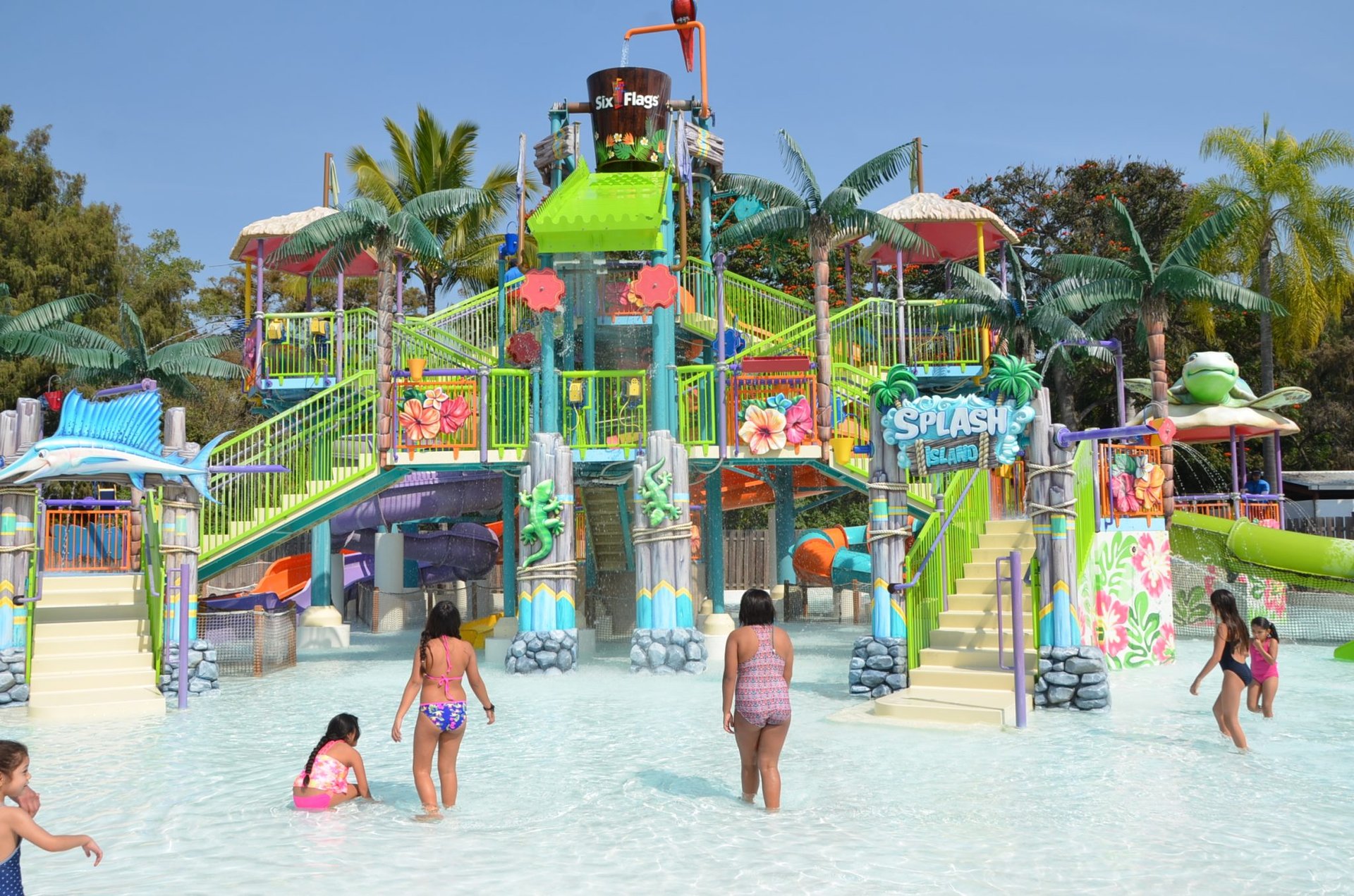 Hurricane Harbor Oaxtepec Six Flags
