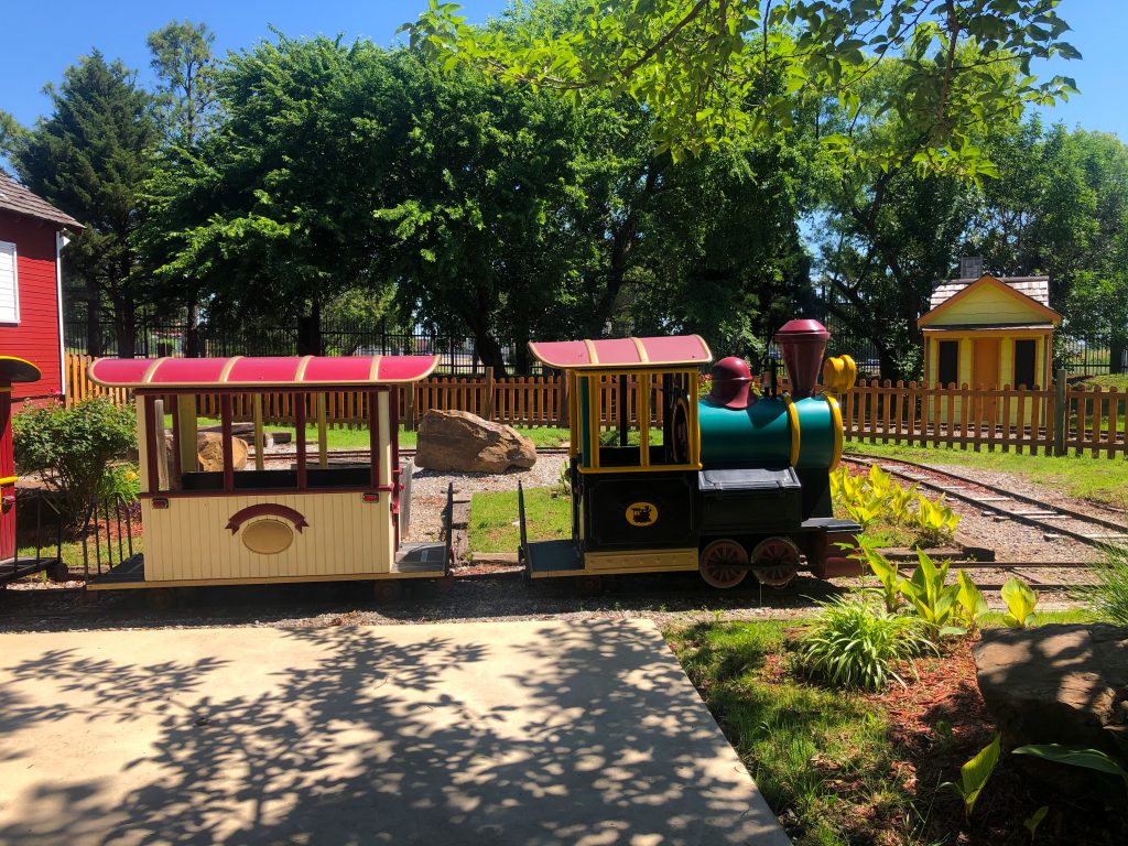 fc-bucky-s-whistlestop-depot-1