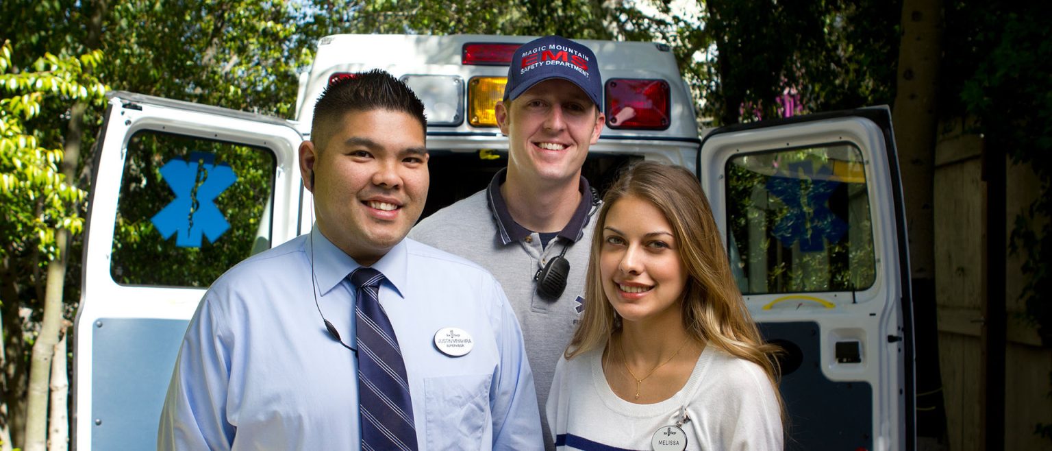 Hurricane Harbor Splashtown Military & Veteran Discounts