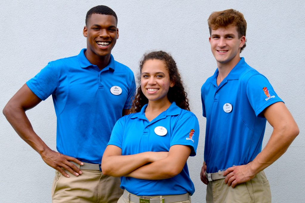 waterpark-employees-1